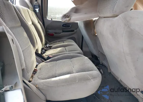 2001 Ford F-150 King Ranch Edition/Lariat/Xlt из США, поврежденный, VIN 1FTRW08W51KB85828